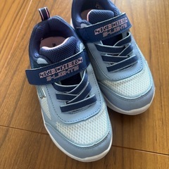 スケッチャーズ　アシックス　キッズスニーカー2足の画像