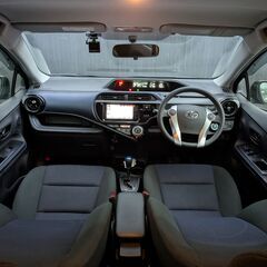 ★禁煙車！低走行4.1万㌔！中期！アクア【S】Pスタート！純正ナビ！フルセグ！Bluetooth！ステリモ！センターコンソール！ETC！Bカメラ！の画像