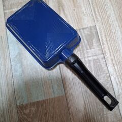 美品　焦げない卵焼き用フライパン　フッ素加工の画像