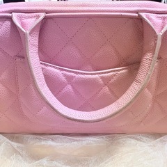CHANELミニバックの画像