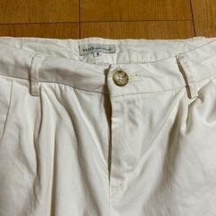 カーキ　スカート　アースミュージック　ホワイト　パンツの画像
