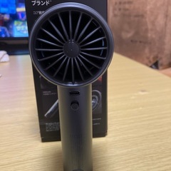 携帯扇風機、黒色の画像