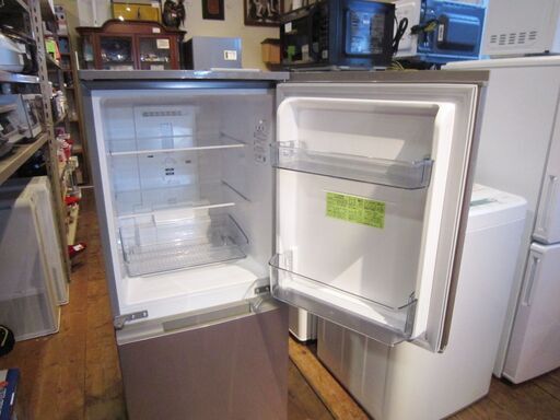 冷蔵庫 シャープ SJ-D15JJ 2022年製 シャープ SJ-D15J 価格比較