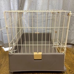高さ調節できるペットゲージ！の画像
