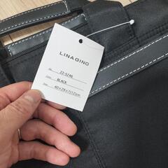 【新品。定価1万円】LINAGINO ブラック パソコン対応ビジネスバッグの画像