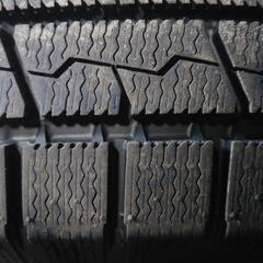 225/65R17  スタッドレスタイヤの画像