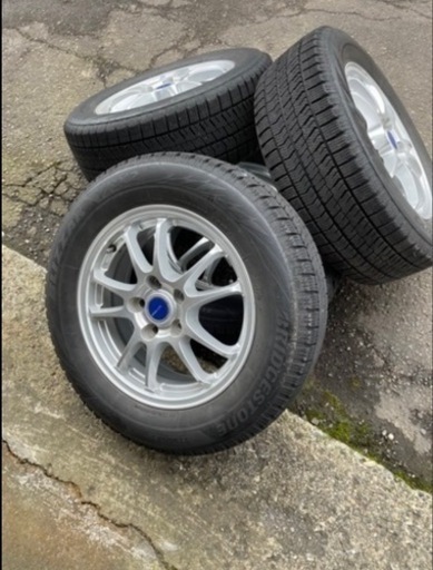 ブリジストン スタッドレスタイヤVRX2   215/60/16  美品  2019年製