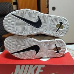 NIKE  AIR MORE UPTEMPOの画像