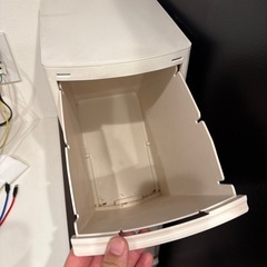 キッチンで使える　縦型ストッカーの画像
