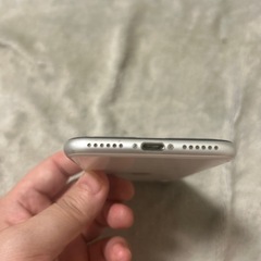 至急 docomo iphone se2 64gb の画像