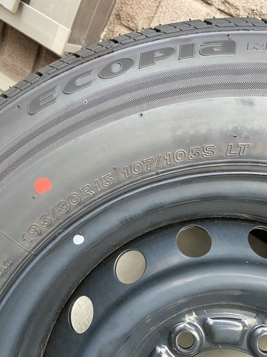 【お引き取り限定】ハイエース 純正 新車外し エコピア 195/80R15 エコピア 送料無料 200系 ハイエース 純正 新車外し