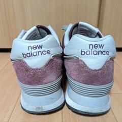 New Balance 574 レッド スニーカーの画像