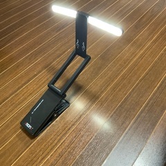 充電式折りたたみ譜面台ライトの画像