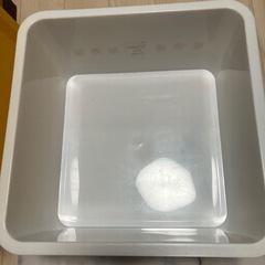 【処分予定】ボックス　蓋付き　プーさんの柄の画像