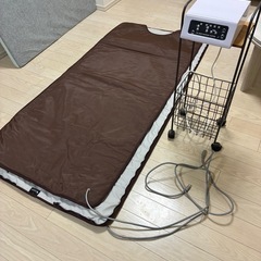 岩盤マット(遠赤外線ヒートマット)、