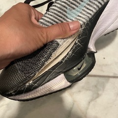 【かなり難あり】NIKEのランニングシューズです☺️の画像