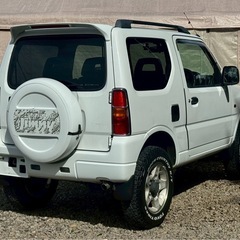 スズキ ジムニー 社外パーツ多数 リフトアップ マッドタイヤ 4WD クロカン オートマの画像