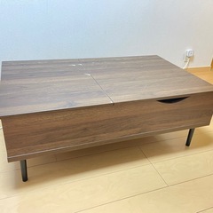 【もはや捨て値】ニトリのセンターテーブルの画像