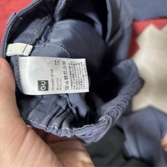 【UNIQLO.GU】ワンピース　ズボン×2　靴下の画像