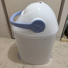 オムツ用ゴミ箱の画像