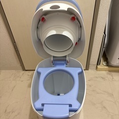 オムツ用ゴミ箱の画像