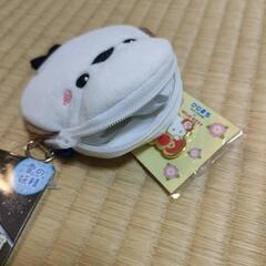新品未使用　キティピンバッチ、シマエナガ財布の画像