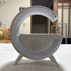 置くだけ充電 Bluetoothスピーカー ライトの画像