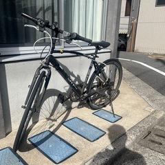自転車／クロスバイク + 空気入れ の画像