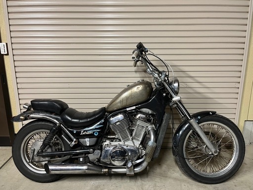 希少 SUZUKI イントルーダー750 VR51A 昭和60年 絶版 レトロ ヴィンテージ アメリカン　