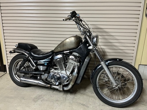 希少 SUZUKI イントルーダー750 VR51A 昭和60年 絶版 レトロ ヴィンテージ アメリカン