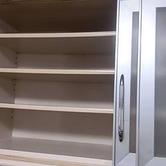 わりと✨美品✨食器棚の画像