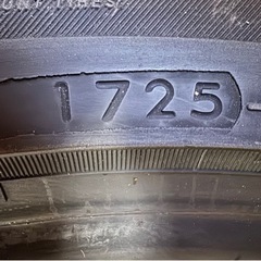 新品　215/45R18 ヨコハマ ADVAN FLEVA V701 4本の画像