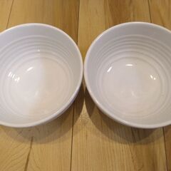 丼／ボウル　白　2個　電子レンジ使用可　【無料】の画像