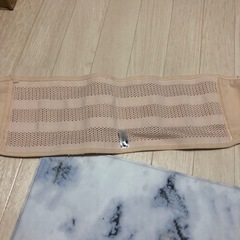  【処分予定】腰バンドの画像