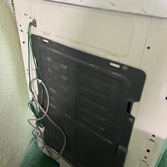 【無料】2012年製 洗濯機（電源コード断線・要コード交換）※取引は来訪のみの画像