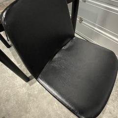 2人用ダイニングテーブルイスセットの画像