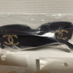 CHANEL ピアス サングラス セットの画像