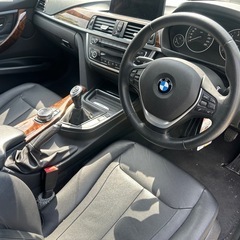 希少6速MT BMW 320i 2.0L ターボ　ラグジュアリーの画像
