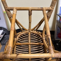 ラタンチェアの画像