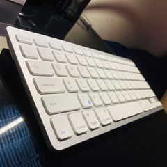【新品】Anker Bluetooth キーボードの画像