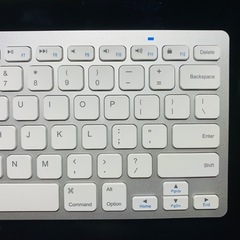 【新品】Anker Bluetooth キーボードの画像