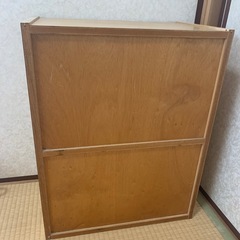 扉つきカラーボックスの画像