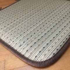 【新品未使用】い草シートクッション リバーシブルの画像