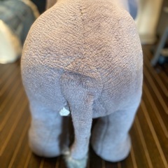 取り引き中　椅子　ゾウ　子供用　子供　大人　インテリアの画像