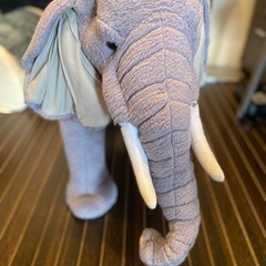 取り引き中　椅子　ゾウ　子供用　子供　大人　インテリアの画像