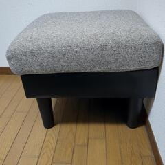 オットマン　椅子　ソファの画像