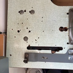 中古　モーター付きミシン台のみ（ミシン本体なし）の画像