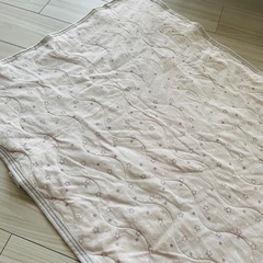 ニトリ 星柄 ひんやりお昼寝敷きパッドの画像