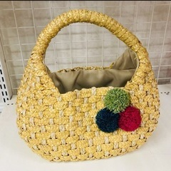 黄色のかごバック