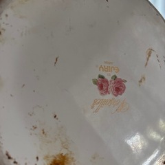 中古の薔薇柄のやかんの画像